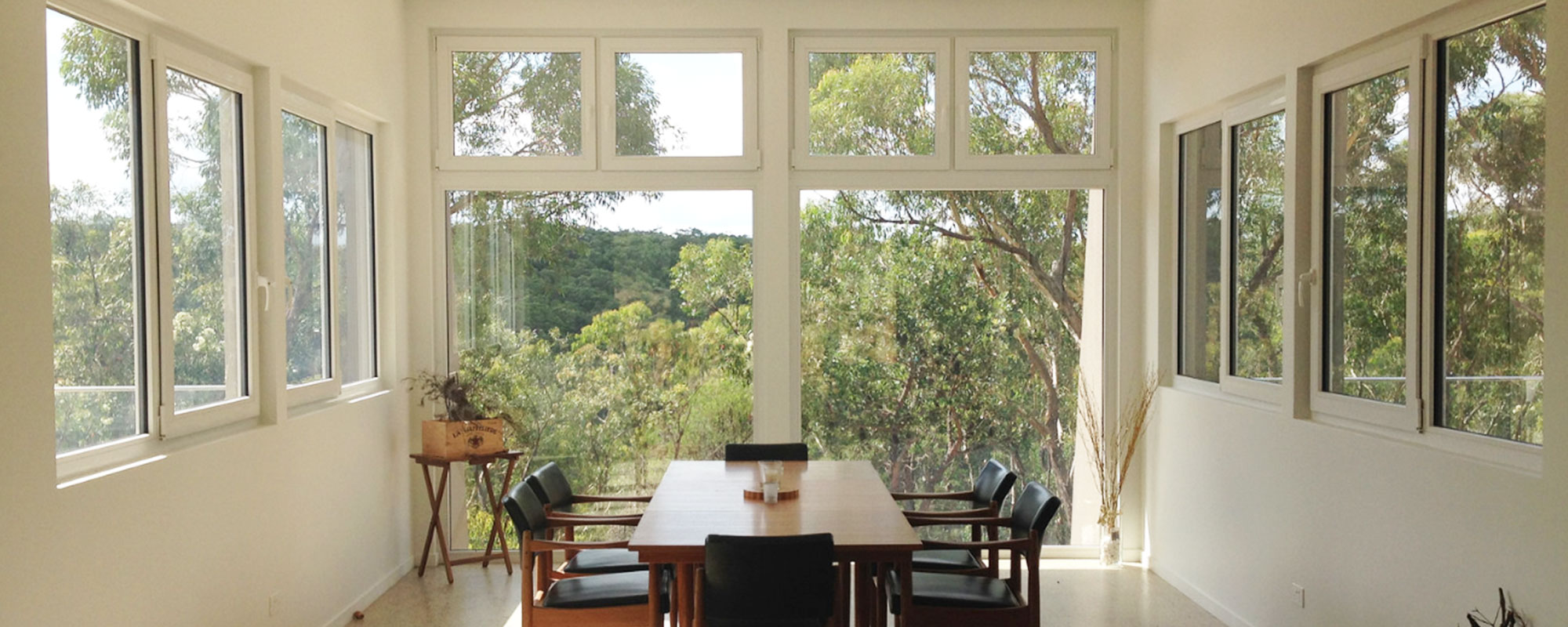 Plustec - Providing quality custom design and manufacturing of tilt and turn double-glazed windows for residential, commercial and industrial clients across Australia.